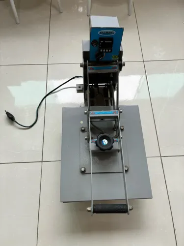 Prensa Térmica Plana Sublimática 38x38 Maquinatec