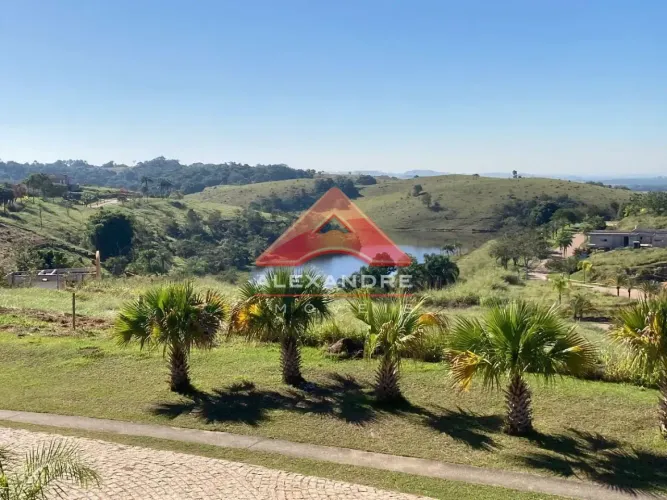 - Espelho D água - São José dos Campos/SP