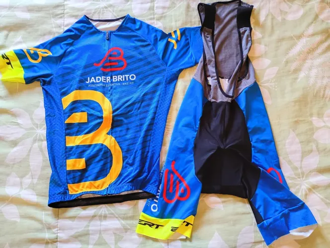 Camisa + bretele ciclismo ERT