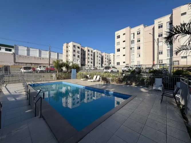 Condomínio Parque Ville Municipal - Apartamento 2 Quartos Reformado com Iluminação Complet