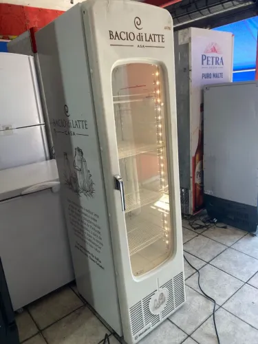 Cervejeira Expositor Slim Retrô 220V 296L Metalfrio relógio digital-5 Negativo com Led