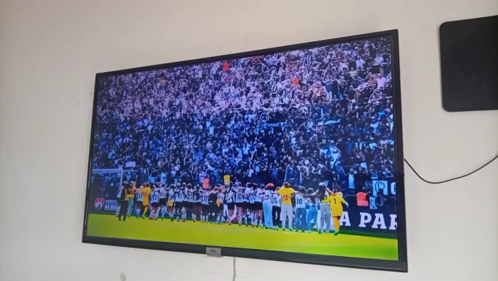 Tv TCL smart 43"