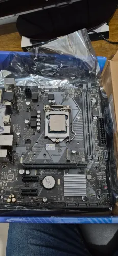 Processador i3 8100 + placa mãe asus h310m 