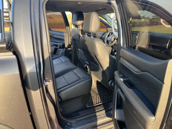 Ford Ranger XLT 3.0 V6 4X4 CD TB Die. Aut. 2025