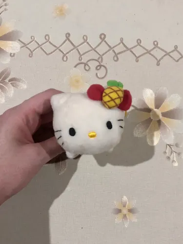 Pelúcia Hello Kitty McDonalds