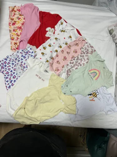 Lotinho Roupas de bebê - 34 peças (0 a 3 meses)