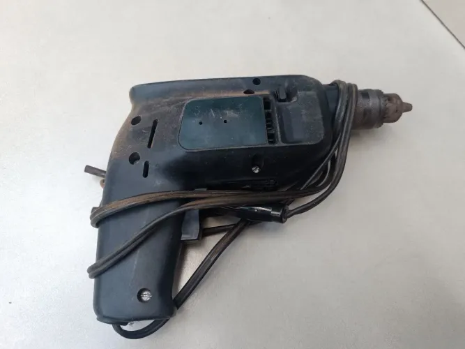 Vendo furadeira Bosch 
