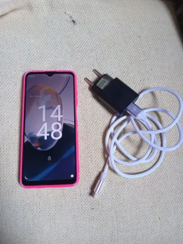Moto E22