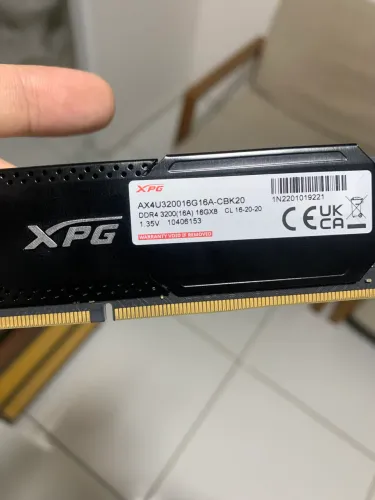 Memória DDR4 XPG 16GB 1x16, 3200Mhz, Black, AX4U320016G16A-DCBK20