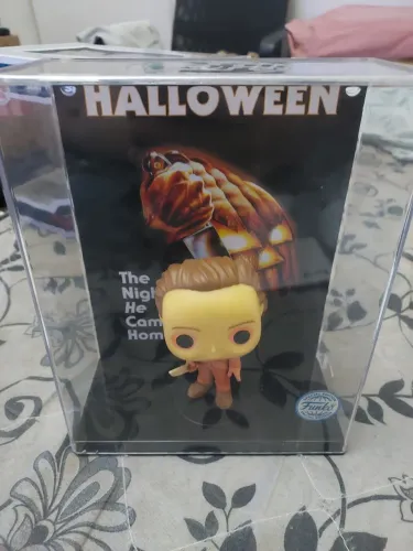 Boneco FUNKO VHS COVERS MICHAEL MIERS - HALLOWEEN.
