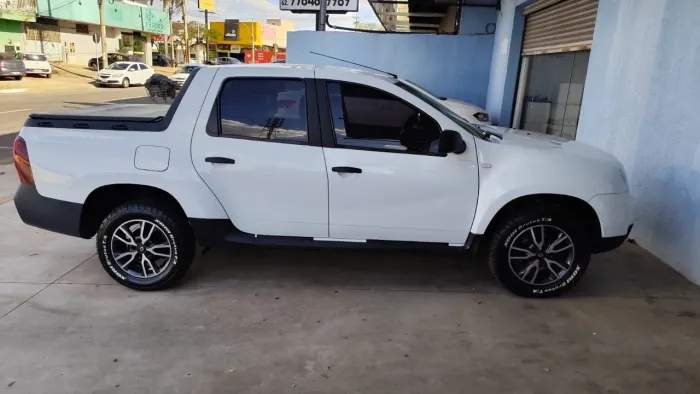 Renault Duster Oroch Exp. 1.6 Hi-flex 16V Mec. 2022