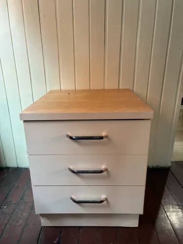 Mesa de cabeceira
