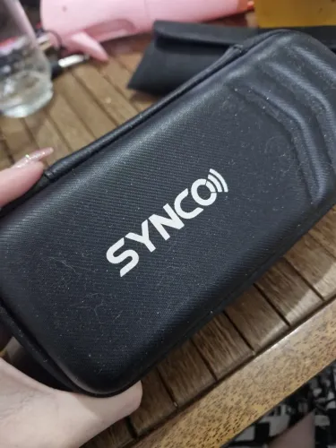 Microfone Sem Fio Synco G2 - 2 Transmissores + Receptor