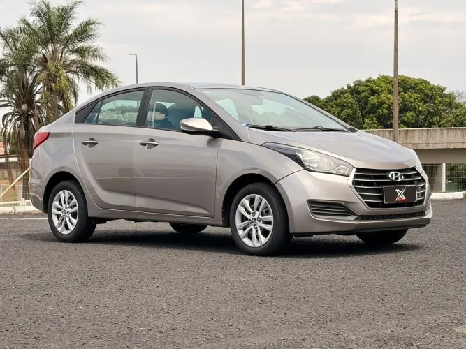 Hyundai HB20S C.style/c.plus1.6 Flex 16V Aut. 4P 2016