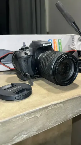 Kit Câmera fotográfica digital Canon T7i
