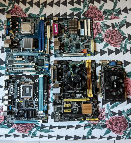 Lote de peças de PC Placas mãe, Processador e Placa de vídeo 