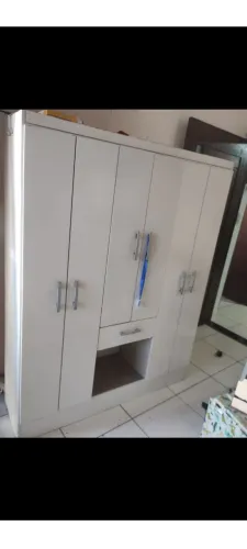 Guarda roupas 