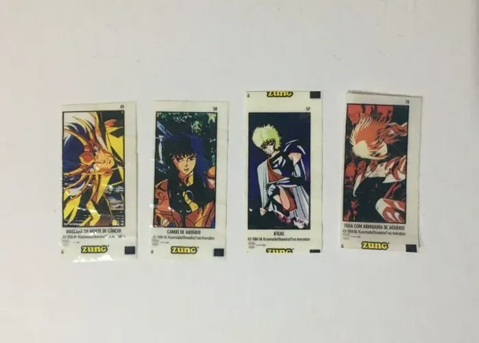 Lote com 4 Figurinhas Os Cavaleiros do Zodíaco Balas Zung Originais 1994