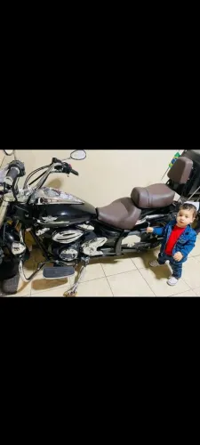 Excelente estado revisada pronta pra viagens longas e lazer, moto completa pega e roda