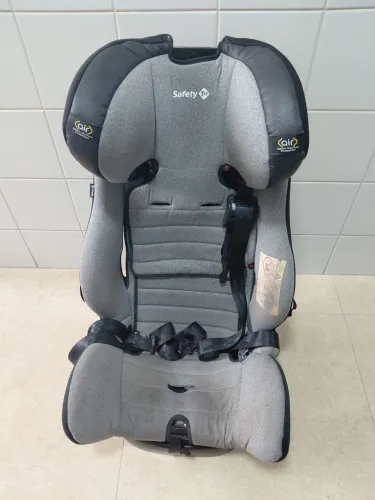 2 Cadeirinhas de carro para criança até 7 anos