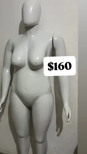 Manequins Plus Slim