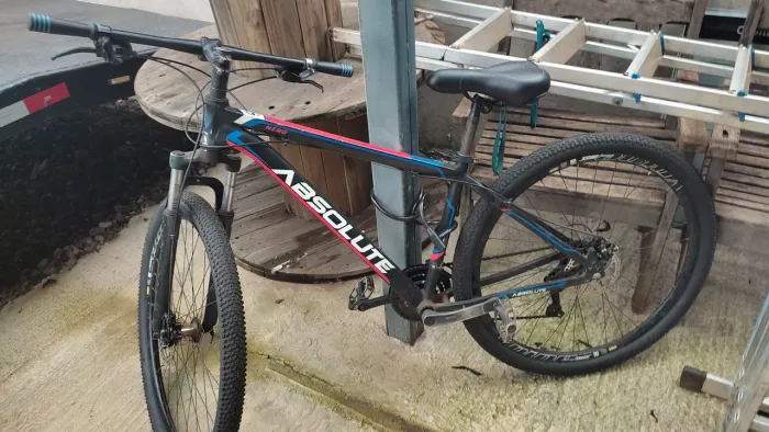 Bike aro 29 reformada absolute pneus novos, banco novo, Shimano