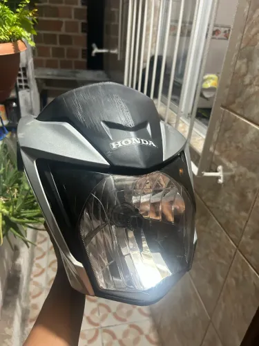Vendo frente de titan 160 