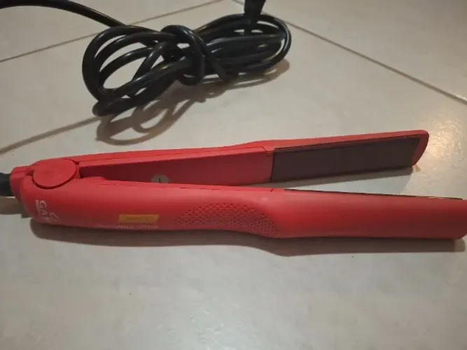 Prancha / Chapinha GAMA Italy Ceramic 210ºC Bivolt