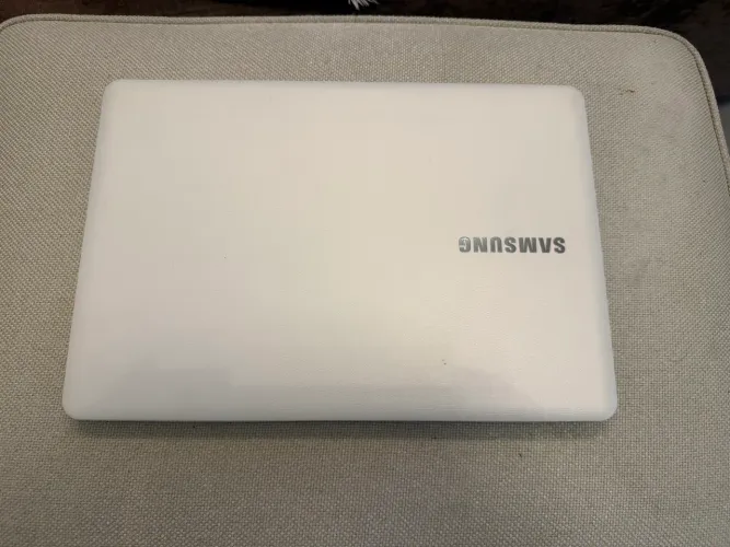 Notebook ultrabook samsung 910S Branco
