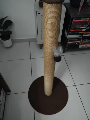 Arranhador grande para gatos