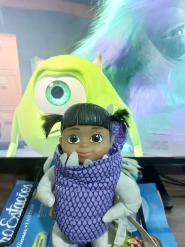 Boneca de pelúcia Disney Pixar Monsters Inc. Boo In Monster fantasia Hasbro 2001