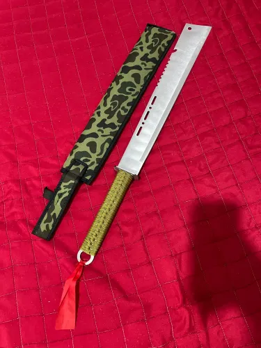 Vendo facão tático militar