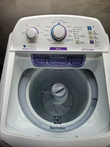 Maquina de lavar roupa
