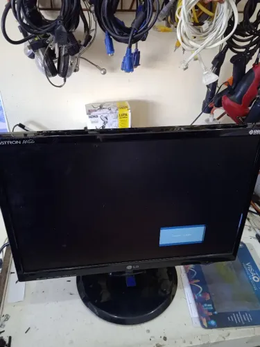 Monitor LG 20 polegadas led completo