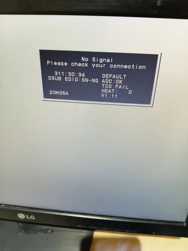 Vende-se monitor grande sem avarias todo bom,completo 