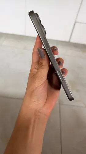 iPhone 16 pro max perfeito, barato.