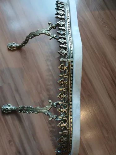 Aparador antigo bronze mármore