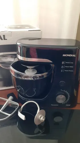 Batedeira Planetária Mondial - 700W - 12 Velocidades - Voltagem 220 - Nova