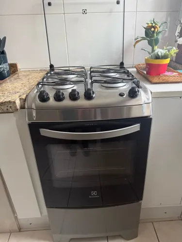 Fogão Electrolux 4 Bocas Inox com Acendimento Automático - Revisado (GLP)