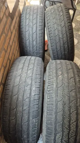 Pneus Usados Aro 17 265/65 112H.