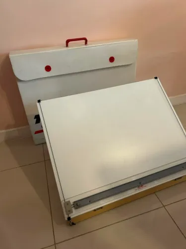 Prancheta Portátil P/ Desenho A2 + Regua Paralela - Trident
