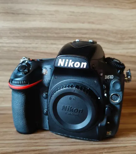 Nikon D810 usada