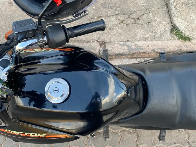 Ybr 125 preta ZERADA