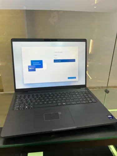Notebook Dell Pro Max 16 Ultra 7 265H 32GB RAM DDR5 SSD NVMe 512GB RTX PRO 500 6GB NOVO
