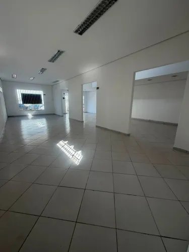 Salão para alugar no Centro, Vinhedo - SP