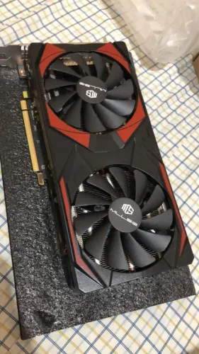 Placa de vídeo AMD 5700XT 8gb