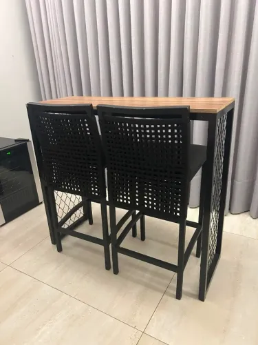 Vendo Kit 2 Banquetas Alumínio e Corda Náutica + Mesa/Aparador Gourmet Industrial