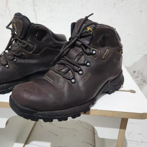 BOTA BULL TERRIER TERRAGRIP COURO IMPERMEÁVEL 