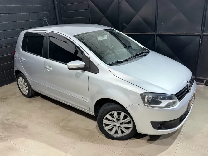 Volkswagen Fox 1.6 MI Total Flex 8V 5P 2014