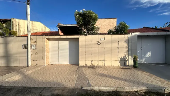 ALUGO CASA EM CONDOMÍNIO | 4 QUARTOS | 3 VAGAS | LOCALIZAÇÃO PRIVILEGIADA